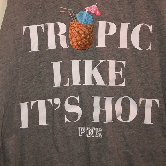Never Worn PINK brand Grey Summer Muscle Tee - Picture 2 of 3